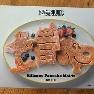 Peanuts Silicone Pancake Molds - Fun Character Shapes William Sonoma